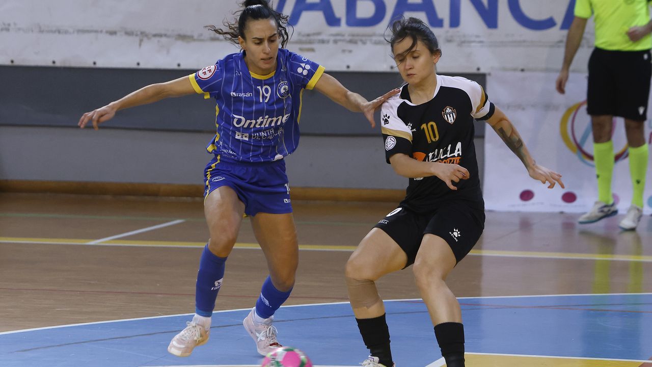 El Ourense sumó méritos sin premio ante un Melilla líder de la élite del fútbol sala femenino (1-2)