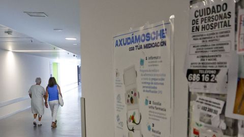 Por los pasillos del HULA se encuentran anuncios de personas que se ofrecen a cuidar a pacientes hospitalizados o a acompa�arlos en consultas.