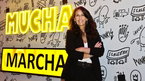 La escritora Mar�a Oru�a