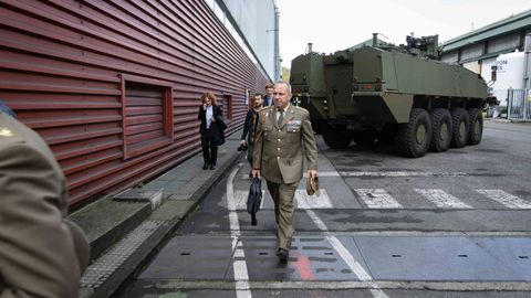 Veh�culos blindados Hunter durante una visita a la f�brica GDELS-SBS en Trubia, a 31 de octubre de 2025, en Oviedo, Asturias (Espa�a).