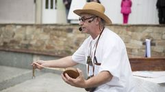 En el 2018 ya se rindi� tributo a Mosqueira Manso en Corme; en la imagen, representaci�n de Lucho Penabade, de Os Quinquill�ns 