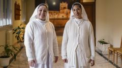 Karina y Gabina en la Casa de Ejercicios de la Di�cesis de Ourense