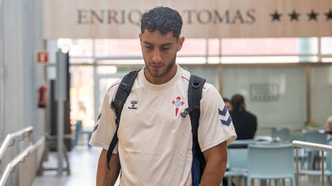 El central del Celta Sebasti�n C�ceres.