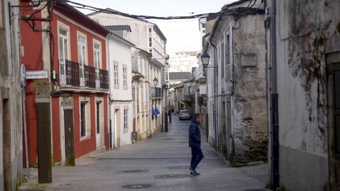 La calle Porta de Cima sigue siendo una de las principales de la zona vieja de Vilalba 