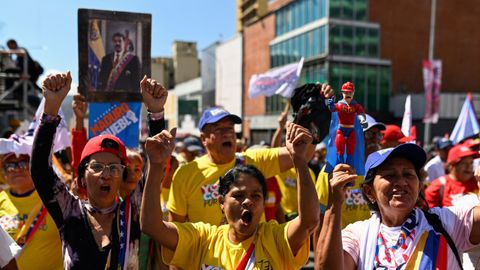 Simpatizantes de Maduro celebran lo toma de posesin 