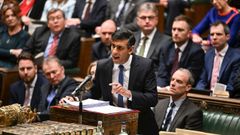 El primer ministro brit�nico, Rishi Sunak, durante la sesi�n de control en la C�mara de los Comunes