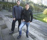 Adri�n (derecha) y Borja est�n en el escal�n m�s alto de sus ligas y sue�an con ascender. 