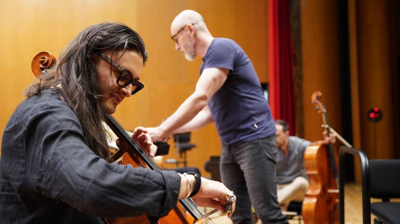 La Filharmonía cierra el curso con un estreno y el violonchelista Santiago Cañón-Valencia