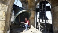 Valent�n �nsua, en la imagen con A Paula