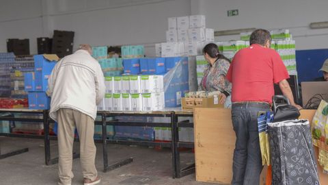 Ayer hubo reparto en el Banco de Alimentos de Lugo