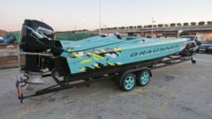 La lancha inmovilizada por la Guardia Civil