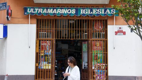 La tienda est� situada en una esquina de la calle P�rez Cepeda