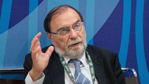 Jos� Mar�a Ordov�s, en Oviedo