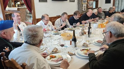La comida tuvo lugar en la sede de la Sociedad Gastron�mica Luguesa