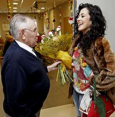 Xulio L�pez (derecha) present� �O escano baleiro�.