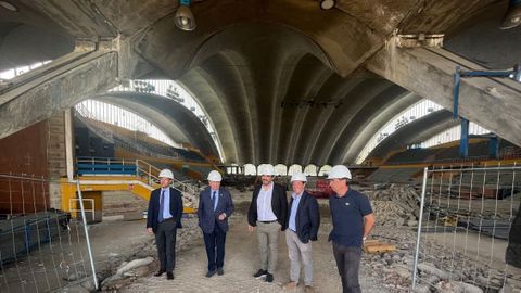 El alcalde, Alfredo Canteli, y el primer teniente de alcalde, Ignacio Cuesta, visitan las obras de remodelacin del Palacio de los Deportes