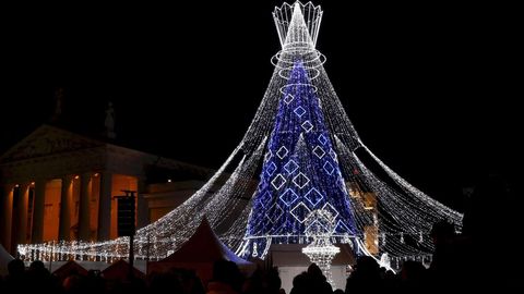 ILUMINACIÓN NAVIDEÑA EN VILNIUS, LITUANIA