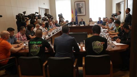 Reuni�n en Fomento