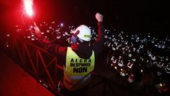 Manifestaci�n nocturna en Xove por una soluci�n para Alcoa