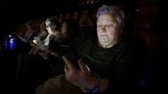 Merchi Fraguela y su grupo de amigas en Cinesa Marineda City, donde forman parte del programa Unlimited, una tarifa plana de pel�culas