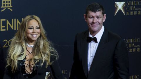 Mariah Carey y James Packer.Estuvieron prometidos durante 10 meses y la cantante lleg� a grabar un cap�tulo para su �reality� prob�ndose vestidos de novia. Pero, seg�n public� un medio estadounidense, su boda se suspendi� despu�s de fuertes discrepancias sobre el acuerdo prematrimonial.