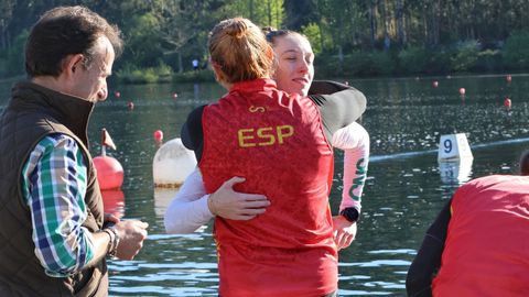 Carolina Garca, feliz tras su llegada al pantaln de Verducido tras conseguir la plaza del K2 500 femenino en el Preolmpico Europeo