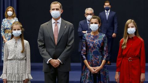 Leonor, Letizia, Felipe VI y Sofa en las audiencias previas. 