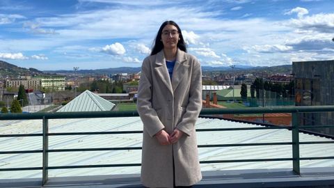 Nadia �lvarez, graduada en Administraci�n y Direcci�n de Empresas y Derecho