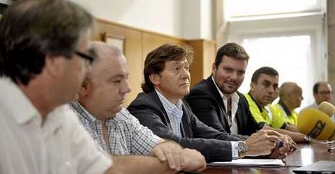 El consistorio estradense acogi� la presentaci�n de la ronda, con siete equipos gallegos participantes.