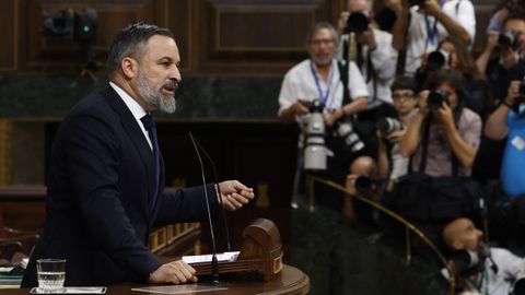 El líder de Voz, Santiago Abascal, durante su intervención en el pleno del Congreso: «Para Vox, el único que plan que vale es que confiese»