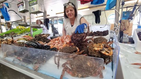 Centollas este viernes en el mercado de Pontevedra