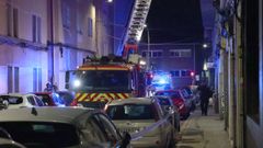 Imagen de archivo de los bomberos interviniendo en el incendio del edificio de la calle San Isidoro
