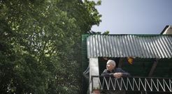 Jos� Varela asegura que ha roto su amistad con el alcalde porque se siente enga�ado. 