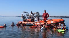 Voluntarios del curso, durante una de las pr�cticas.
