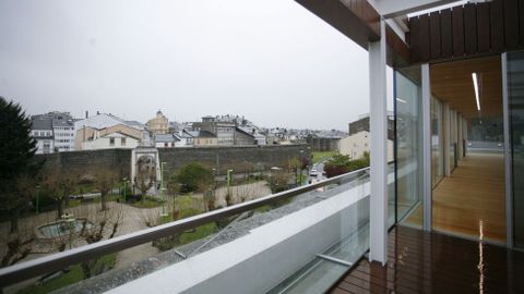 Las vistas desde la cafeter�a de la Muralla son espectaculares
