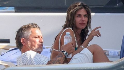 Alejandro Sanz y Stephanie Cayo, juntos de vacaciones