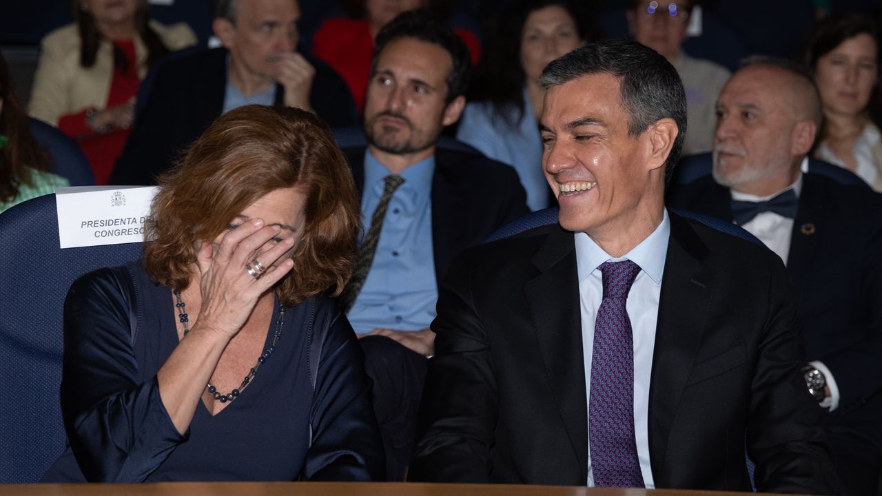El CIS sitúa al PSOE 13 puntos por encima del PP mientras caen Sumar y ...