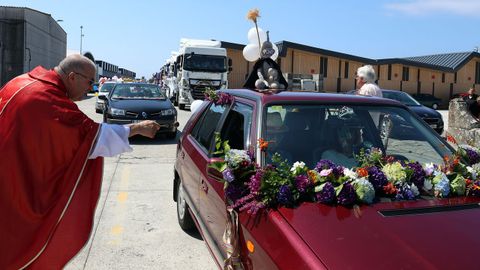 Misa de San Cristobal en la capilla de San Bartolom de Rianxo   bendicion de vehiculos y  procesin