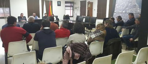 La reuni�n entre maderistas y representantes municipales se celebr� el martes por la noche. 