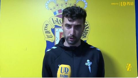 El t�cnico del Celta Juvenil A, Alberto Su�rez, tras el duelo ante el Las Palmas en la Copa de Campeones.