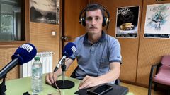 El alcalde, Luis Insua, en el estudio de Radio Voz Berganti�os.