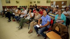 Reuni�n de vecinos por el tren a Langosteira