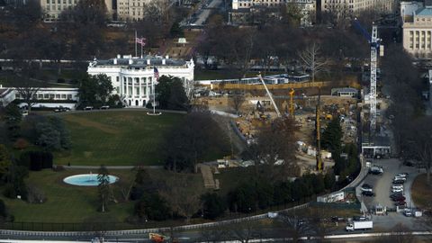 Obras tras el derribo de la ala este de la Casa Blanca.