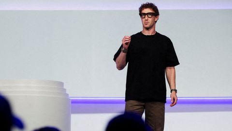 Mark Zuckerberg, director ejecutivo de Meta, durante la presentaci�n de las gafas Meta Ray-Ban hace un a�o.