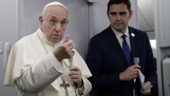 El papa Francisco respondi� a las preguntas de los periodista durante el vuelo desde Panam� a Ciudad del Vaticano
