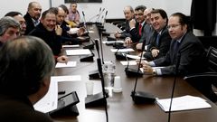Reuni�n de alcaldes en Madrid para tratar el ERE y el cierre de la factor�a en A Coru�a.