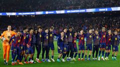 Los jugadores del Barcelona celebran la victoria ante el Newcastle en Champions League.