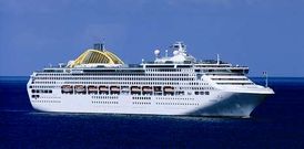 El �P&O Oceana�, en la fotograf�a, llegar� en dos ocasiones a Ferrol durante el presente a�o.