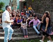 Al curso de monitores de tiempo libre asisten 25 j�venes.