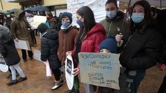 Las fotos de la concentraci�n de O Courel en defensa del transporte escolar